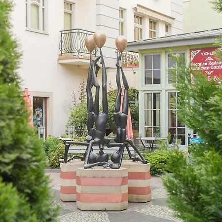 Wiktor Monte Cassino Z Garazem Apartament